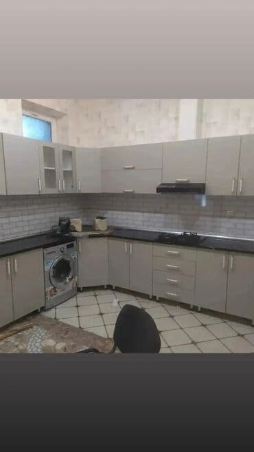 Salon masaları: Sifarişlə mətbəx dəsti, Özü çəkən petlələr, Mat laminat, Kredit yoxdur, Pulsuz çatdırılma