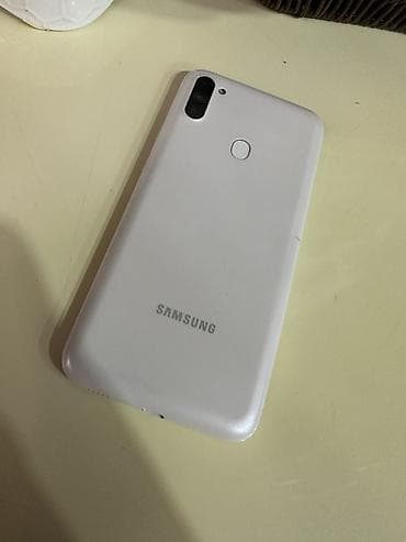 ses sistemi: Samsung Galaxy A20s, rəng - Ağ — 2