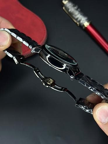 chopard qolbaq: Klassik xronoqraf dizaynlı kişi qol saatı - Brend üslubu: Patek — 2