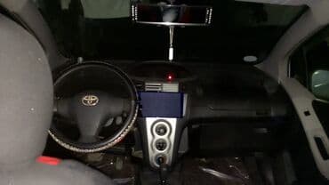 продажа подержанных автомобилей: Toyota Vitz: 1 л | 2005 г. Хэтчбэк — 2