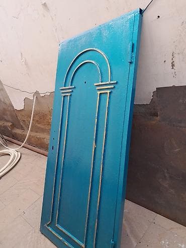 Двери и комплектующие: Məhsul: Metal qapı (tək çərçivə) Təsvir: - Material: qalın metal — 1