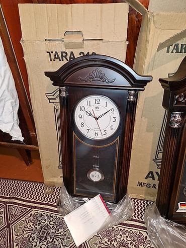 dekor reqemler: Divar saatları, Elektron, Mayatnik — 5