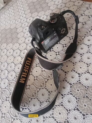 canon 1300d qiymeti: Hec bir problemi yoxdu,ustunde adaptoru diski var — 3