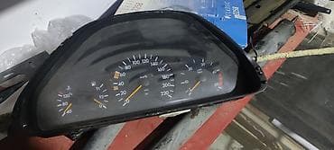 Mercedes-Benz W124 üçün orijinal sürücü paneli (pribor paneli /