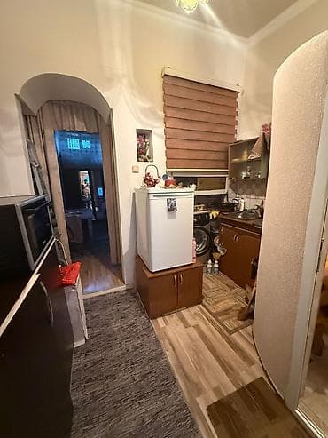 binə savxoz evlər: Bakı, 1 otaqlı, Köhnə tikili, m. 28 may, 20 kv. m — 5