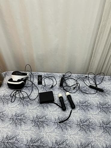 adapt: Sony PlayStation VR (PS VR) dəsti Xüsusiyyətlər və tərkib: - PS VR — 6