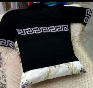 borsovka qadın maykaları: Striç ve yumuşaq materiallı kofta.Tezedir heç geyilmiyib.25 manata — 1