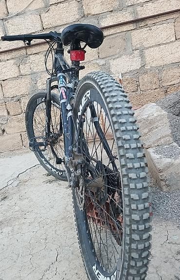 dvd disklər: Dağ Velosipedi – ANNMER təkərli MTB Xüsusiyyətlər: - Çərçivə — 2