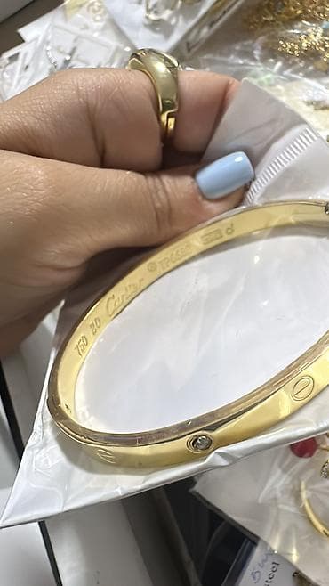 Qaralmayan qolbaqlar