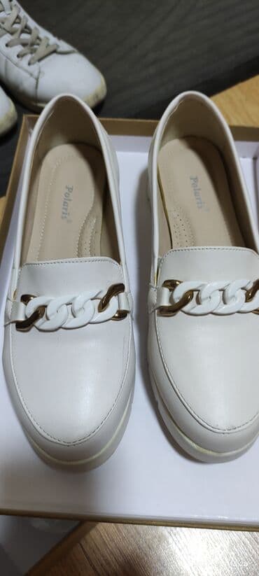 Polaris qadın mokasinləri,1-cə dəfə toya geyinilib.37 yazılsa da 38