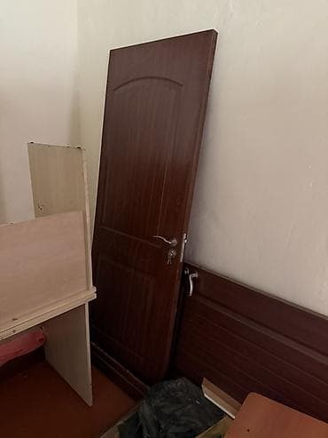 Qapılar və aksessuarlar: İki Eded Qapi Hec Bir Problemi Yoxdur Demek Olarki Az İslenib Ruckasi — 1
