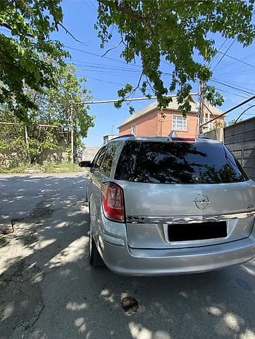 Nəqliyyat: Opel Astra: 1.4 l | 2007 il 355760 km Universal — 4