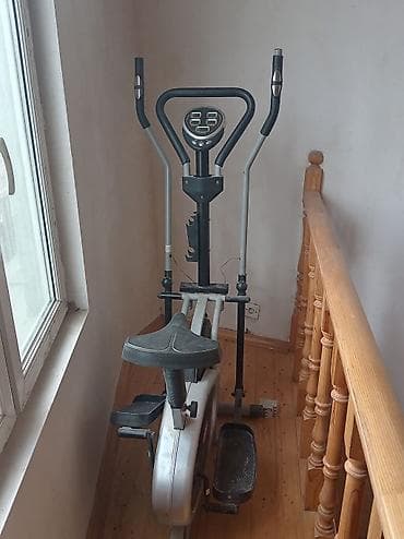 Butslar: Elliptik velosiped-trenajor - 2-si 1-də dizayn: ellips hərəkətli qol — 1