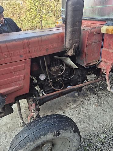 salam avto: Vladimirəs MTZ tipli kiçik traktor - Dizel mühərrik, yan əvəldə — 2