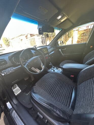 Motonəqliyyat: Kia Sorento: 2 l | 2011 il Ofrouder/SUV — 9