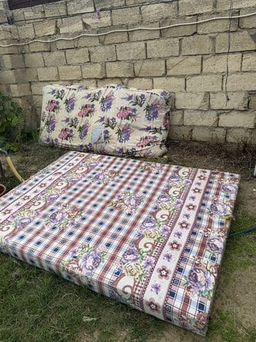 işlənmiş matras: Böyüklər üçün İşlənmiş Döşək, Ünvandan götürmə — 1