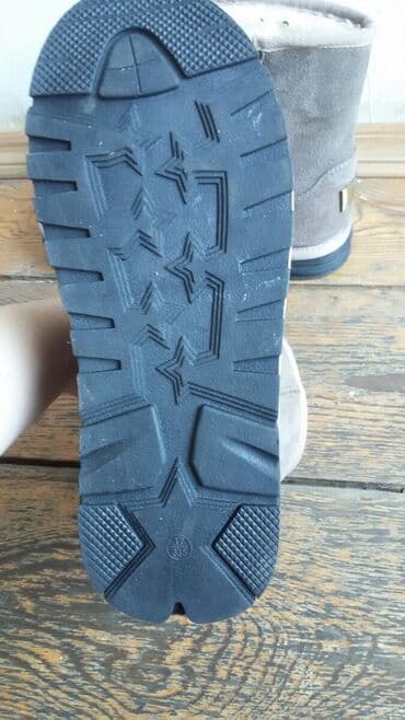 qadın bot: Ölçü: 37, İşlənmiş — 2