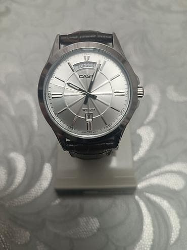 Yeni, Qol saatı, Casio, rəng - Gümüşü