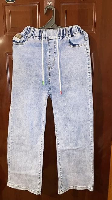 Cinslər: Hər biri 9 azn real istəyən əlaqə saxlasın. Məhsul: Qadın jeans — 9