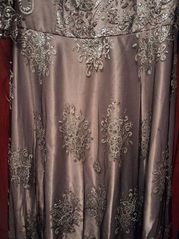 узбекское платье со штанами: 25 azn Razmer 50 1 defe ziyafete geyinmisem. Zerli paltardır.eyinde — 2