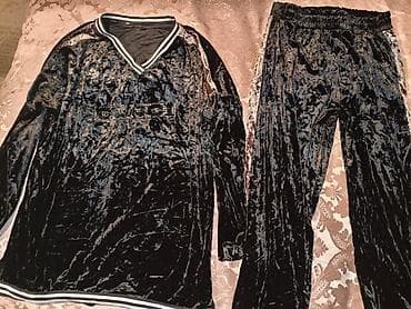 Qadınlar üçün məxməri ev dəsti - 2 hissə: uzunqol köynək və şalvar -