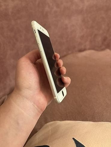 iphone x qutu: IPhone SE, Ağ, Barmaq izi — 4