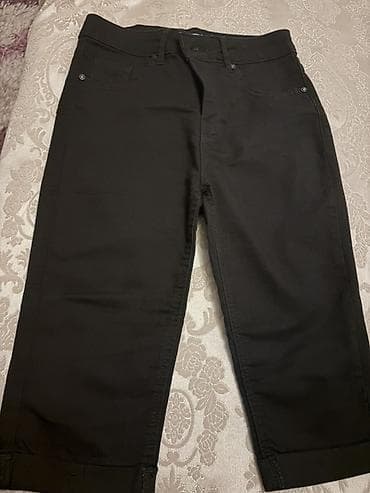 Qara rəngli qısa şalvar (capri) – klassik dord ciblə - Model:/qadın