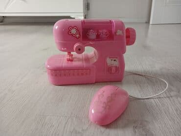 Uşaq tikiş maşını – oyuncaq - Rəng: çəhrayı - Dizayn: çiçək naxışlı