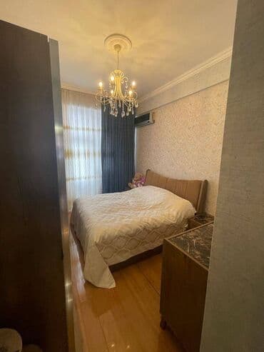 xirdalanda tecili satilan evler: 3 otaqlı, Yeni tikili, 86 kv. m — 10