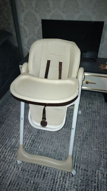 Uşaq arabaları: Uşaq yemək stulu - Rəng: bej/krem, ağ konstruksiya ilə - Rahat — 1