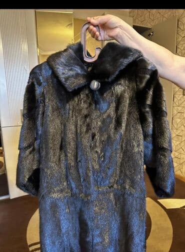 Alfa Romeo: Kürk, rəng - Qara — 1