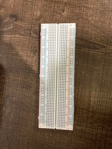 Mətbəx texnikası: Bredboard Dövrə qurmaq üçün elektronşik ustalara lazım olur . Yeni — 1