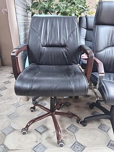 stul 2 ci əl: İşlənmiş, Kreslo-oturacaq, Nabuk, Kredit yoxdur, Ödənişli çatdırılma — 2