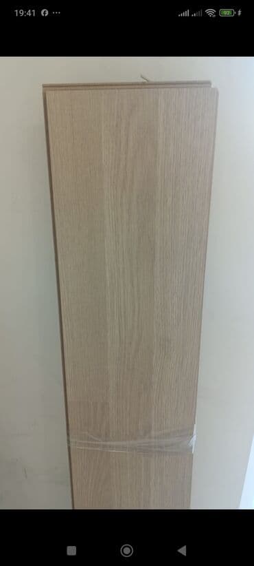 laminat ustası: Lamina az işlənmiş 250 kvadrat var 2 kvadrati 4 aze ünvan Bakı İradə — 1