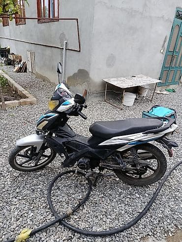 led isıq: Skuter/Moped tipli motosiklet - Korpus rəngi: ağ-qara, mavi aksentlər — 3