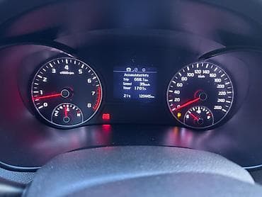ferrari satilir: Kia K5: 2 l | 2018 il Sedan — 3