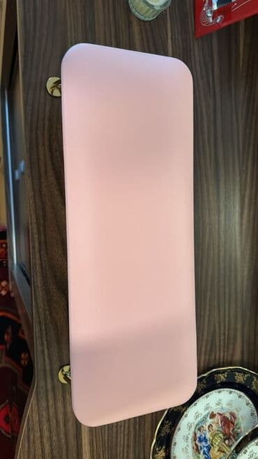 saxta baba sekilleri: Masa üstü kiçik stend – dekor və təqdimat üçün. - Rəng: açıq çəhrayı — 1