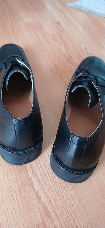 kaucuk: Klassik kişi dərsi ayaqqabısı 45 razmer. çox az geyinilib. - Model — 2