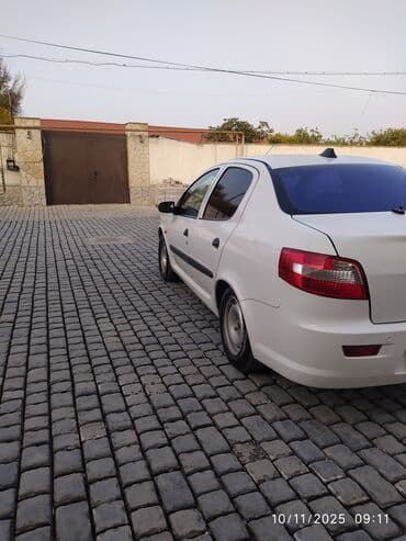 maşın şəkilləri çəkmək: Salam maşin yaxsi vəzyətdedi perodok əla 3 gundu yğdırmısam mator — 5