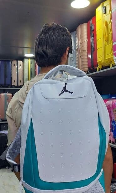 gitara cantasi: Rukzaklarin satisi.Qiymetler 28aznden baslayir.Magazadir.Catdirilma — 1