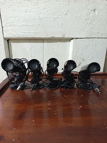 multistar kamera: Müşahidə kamerası - Görüntü kameraları: fotoda 6 ədəd kiçik gövdəli — 1