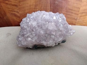 Ovçuluq və balıqçılıq: Камен аметист. 12×12×7 см. Цена 25 ман — 2