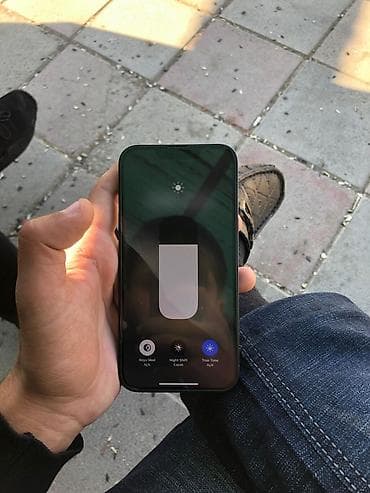 canon eos 5d mark ii: IPhone 13, Черный, Face ID — 4