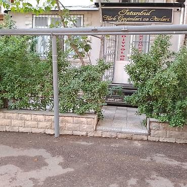 Həyət evləri və villalar: TİCARƏT OBYEKTİ SATILIR ! Bina: Beş mərtəbəli binanın birinci — 5