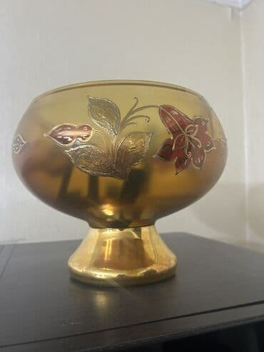 Bir vaza, Bogem şüşəsi