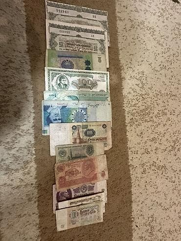 Kolleksiya üçün köhnə kağız pullar dəsti - Müxtəlif ölkə və dövrlərə