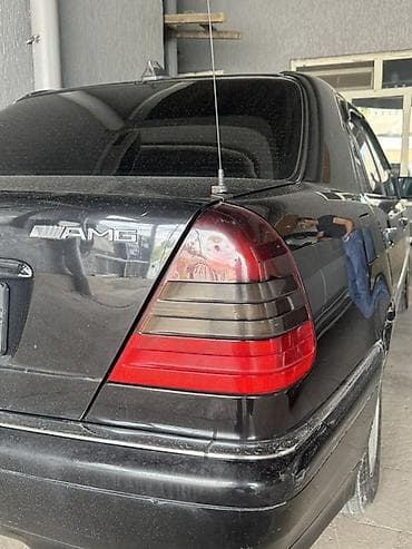 bmw e60 disk: Çeşka Original Üstden çıxma sağ arxa stop cızığsız çatsız kitayin fln — 1