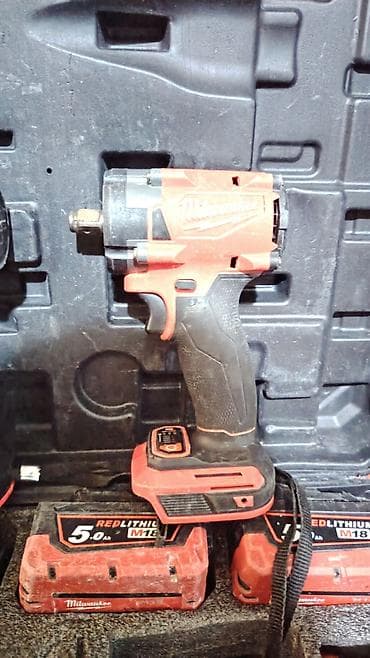 lezva disk: Milwaukee M18 akkumulyatorlu alət dəsti Tərkib: - M18 SDS-Plus — 6