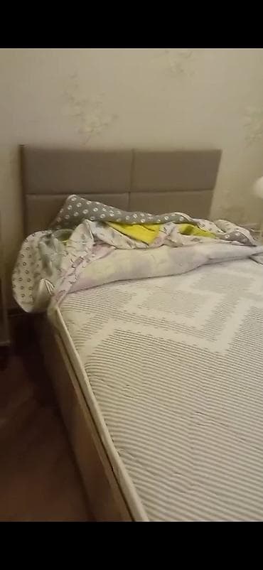 İkinəfərlik çarpayı, Matras ilə, Siyirməsiz