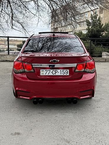 chery sedan 2008: Chevrolet Cruze: 1.4 l | 2011 il 131000 km Sedan — 1